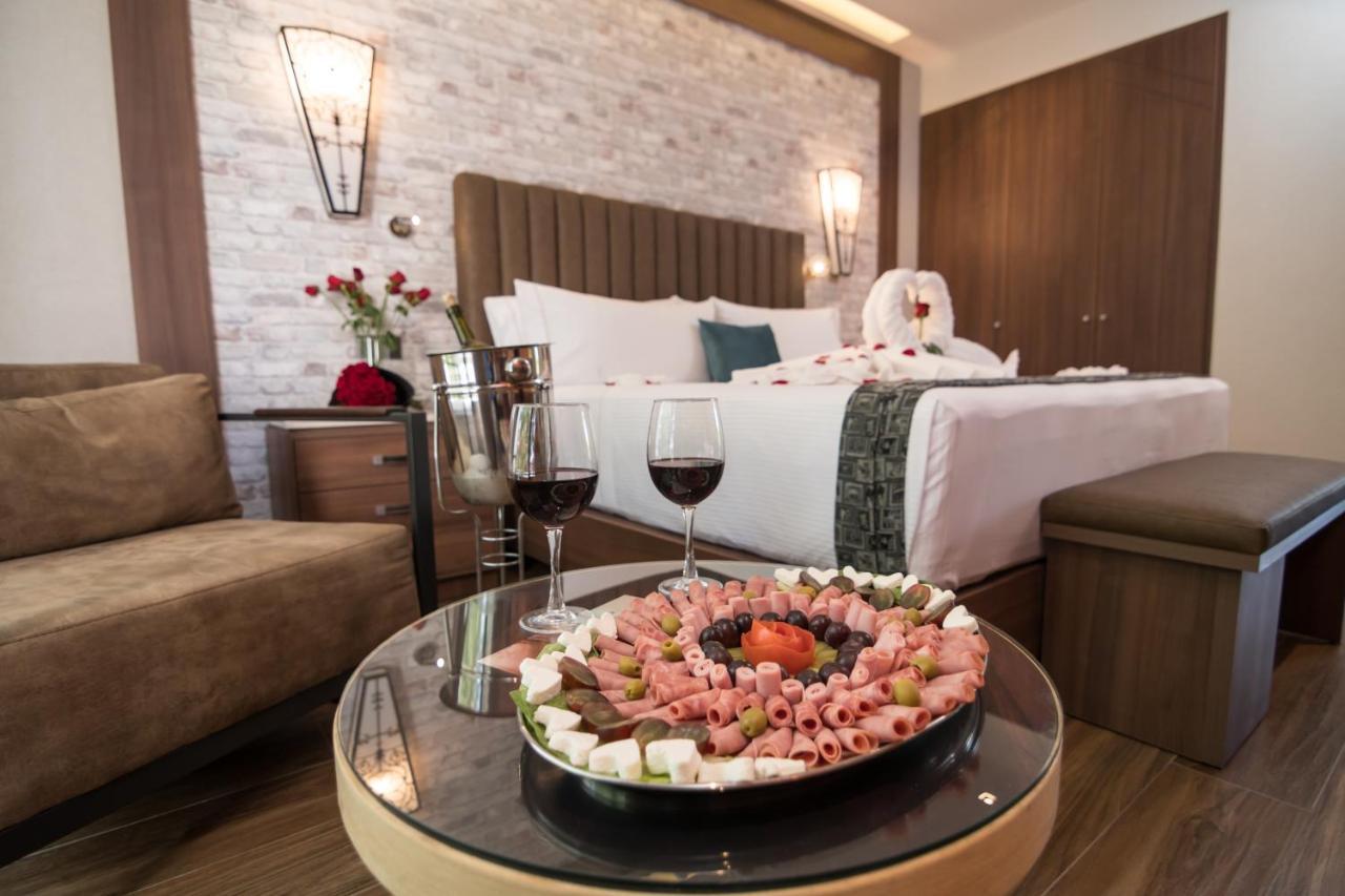 Hotel Ronda Minerva กัวดาลาฮารา ภายนอก รูปภาพ