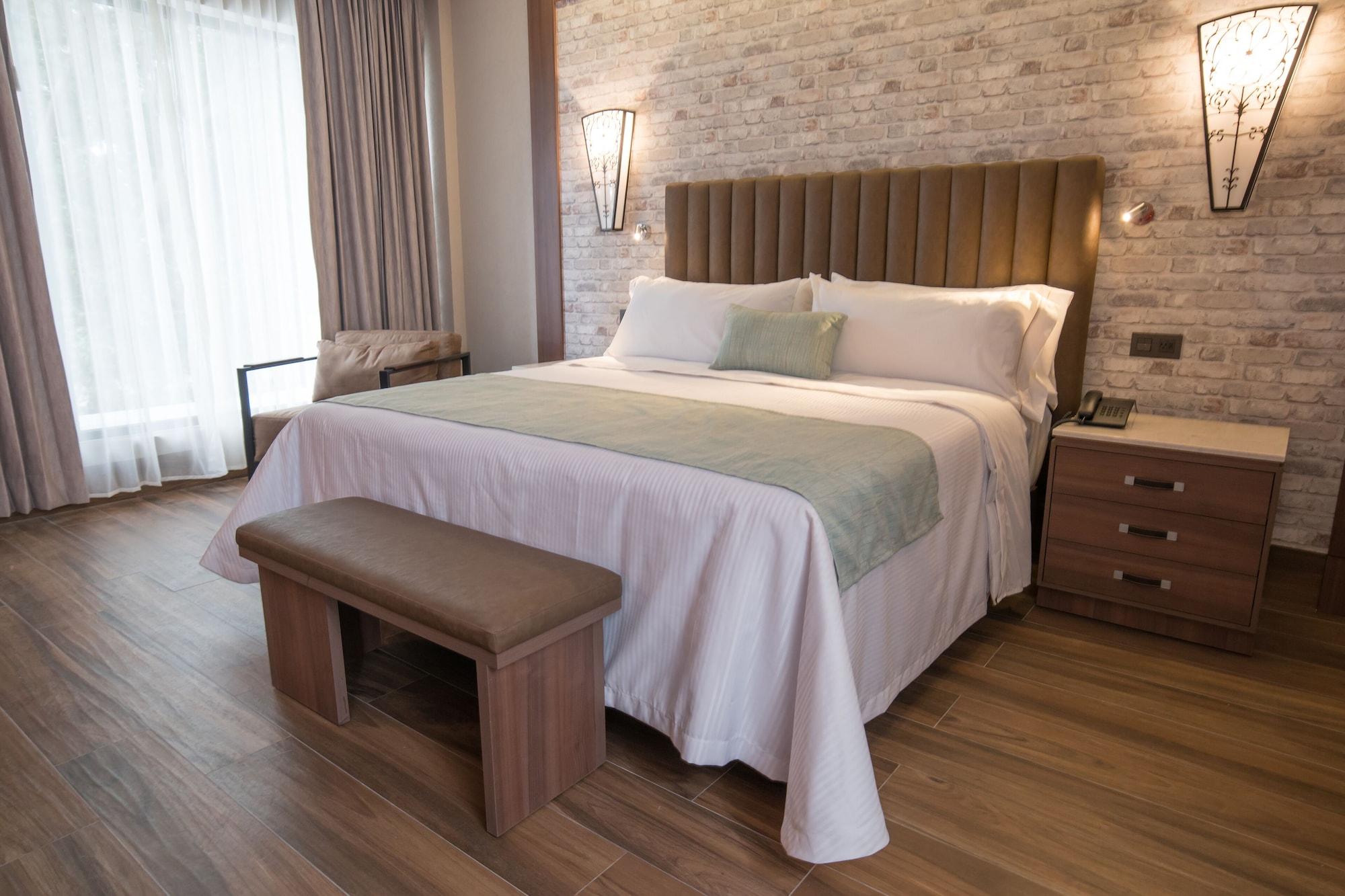 Hotel Ronda Minerva กัวดาลาฮารา ภายนอก รูปภาพ