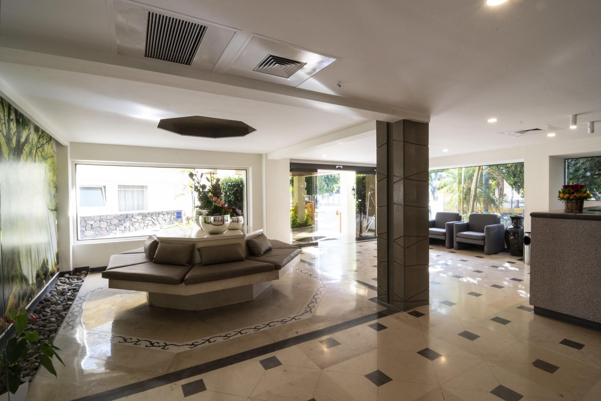 Hotel Ronda Minerva กัวดาลาฮารา ภายนอก รูปภาพ