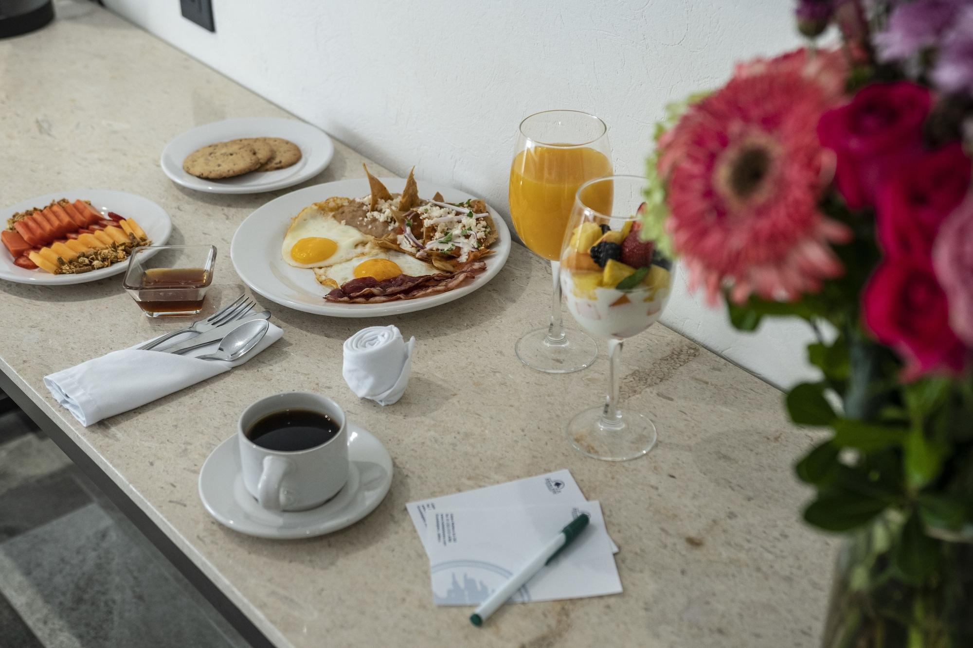 Hotel Ronda Minerva กัวดาลาฮารา ภายนอก รูปภาพ
