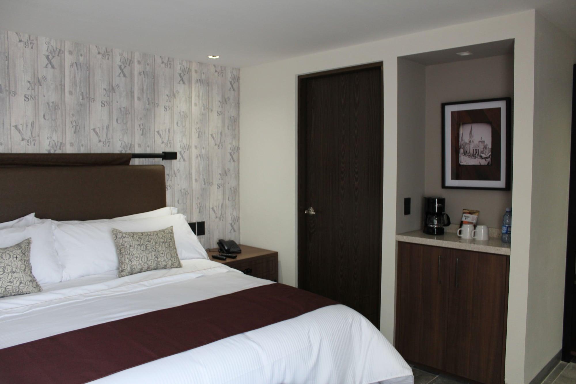 Hotel Ronda Minerva กัวดาลาฮารา ภายนอก รูปภาพ