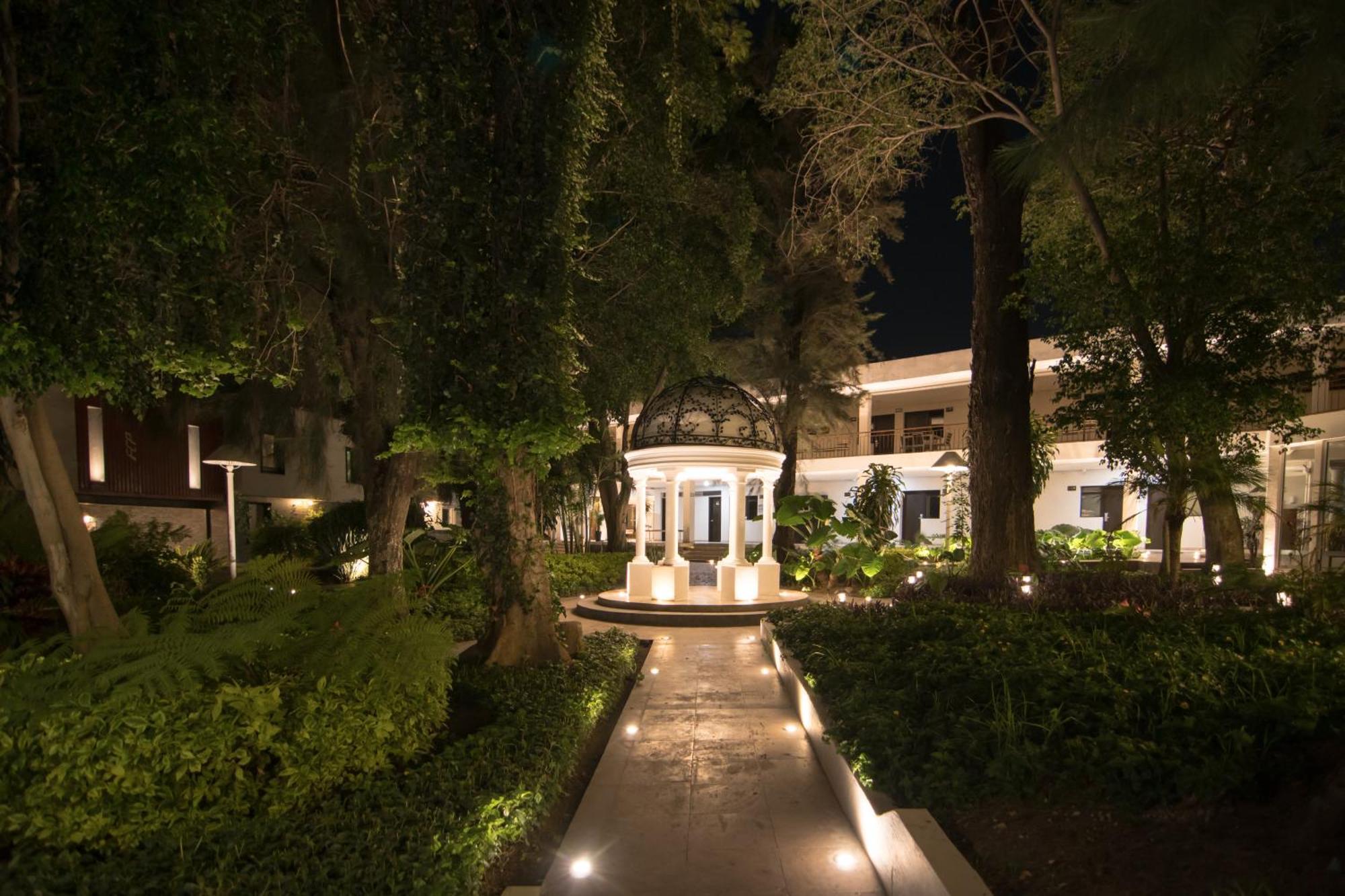 Hotel Ronda Minerva กัวดาลาฮารา ภายนอก รูปภาพ