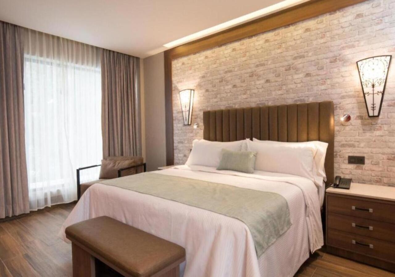 Hotel Ronda Minerva กัวดาลาฮารา ภายนอก รูปภาพ