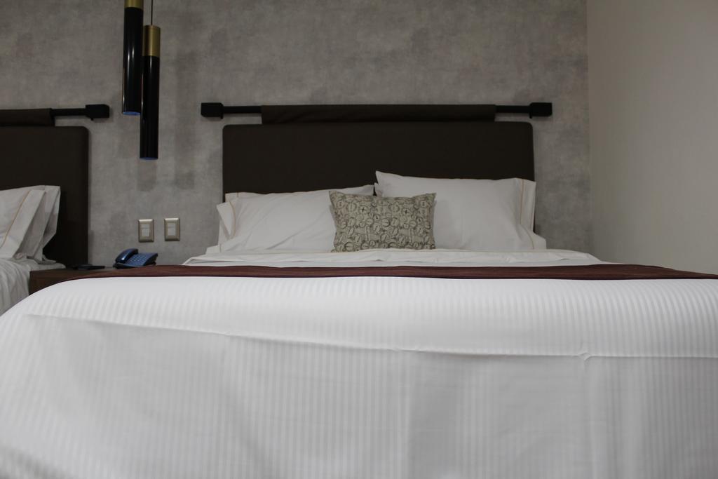Hotel Ronda Minerva กัวดาลาฮารา ภายนอก รูปภาพ